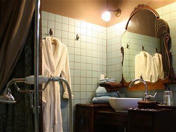Plum Grove Inn Αϊόβα Σίτι Εξωτερικό φωτογραφία